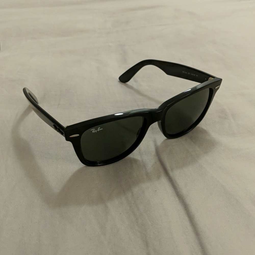 Ray Ban Wayfarer Classic Black RB 2140 901 54-18